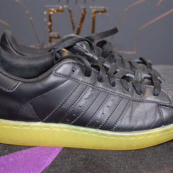 Adidas Black Electric Green Superstar CLR Basketball Shell Toe Shoes size 7 - Picture 3 of 7